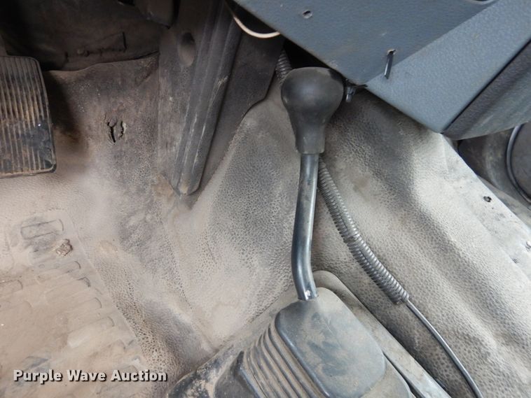 image for item DI1064 2014 Ford F550 Super Duty XL  utility truck with crane