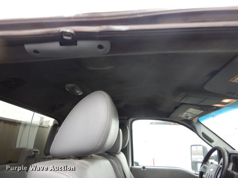 image for item DI1064 2014 Ford F550 Super Duty XL  utility truck with crane