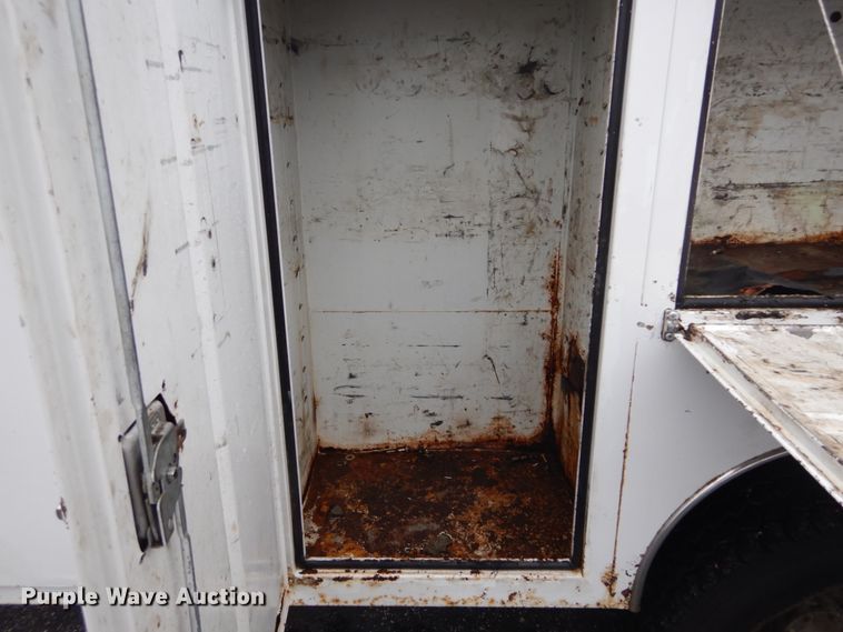 image for item DI1064 2014 Ford F550 Super Duty XL  utility truck with crane