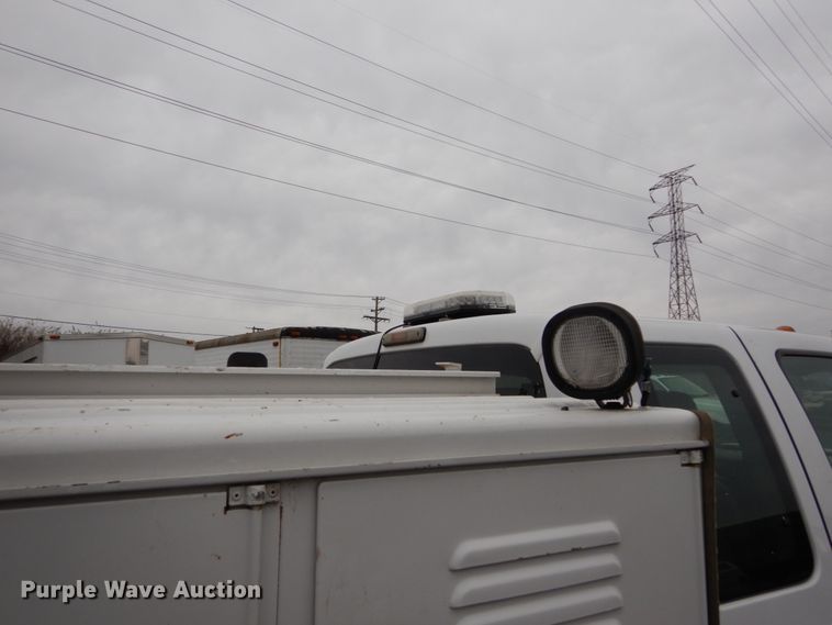 image for item DI1064 2014 Ford F550 Super Duty XL  utility truck with crane