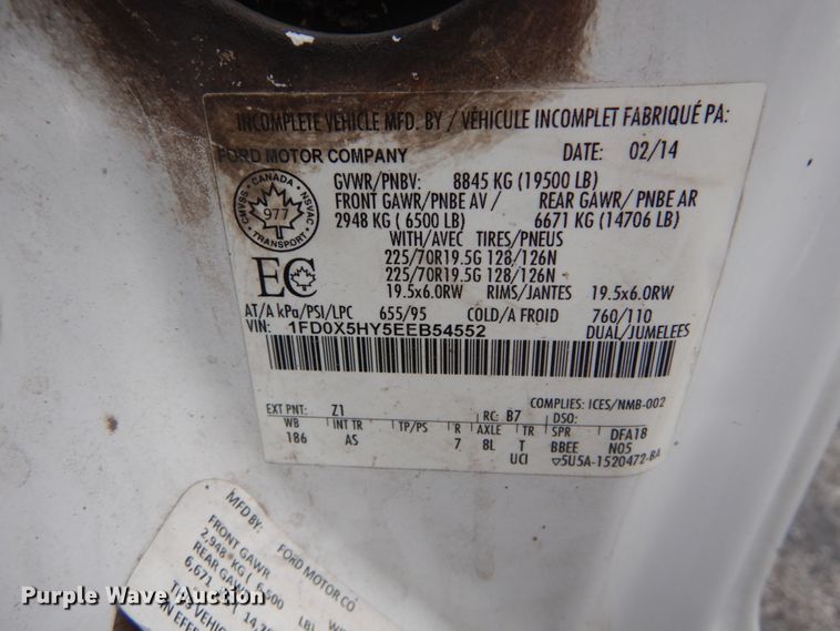 image for item DI1064 2014 Ford F550 Super Duty XL  utility truck with crane