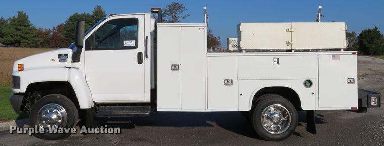 image for item DI3791 2009 Chevrolet C5500  utility truck