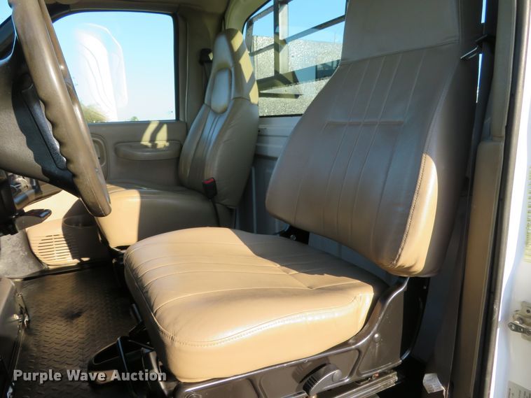 image for item DI3791 2009 Chevrolet C5500  utility truck