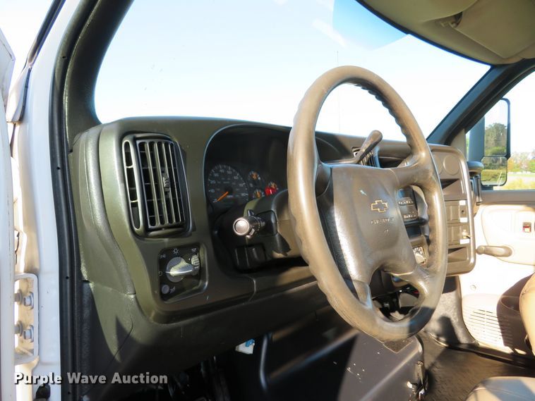image for item DI3791 2009 Chevrolet C5500  utility truck