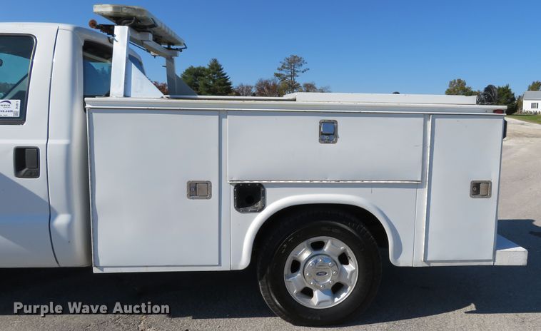 image for item DI3811 2012 Ford F350 Super Duty XL  utility bed pickup truck