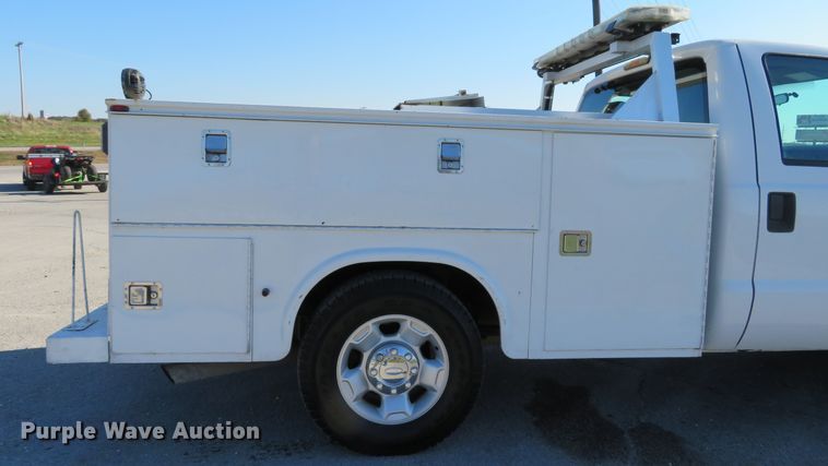 image for item DI3811 2012 Ford F350 Super Duty XL  utility bed pickup truck