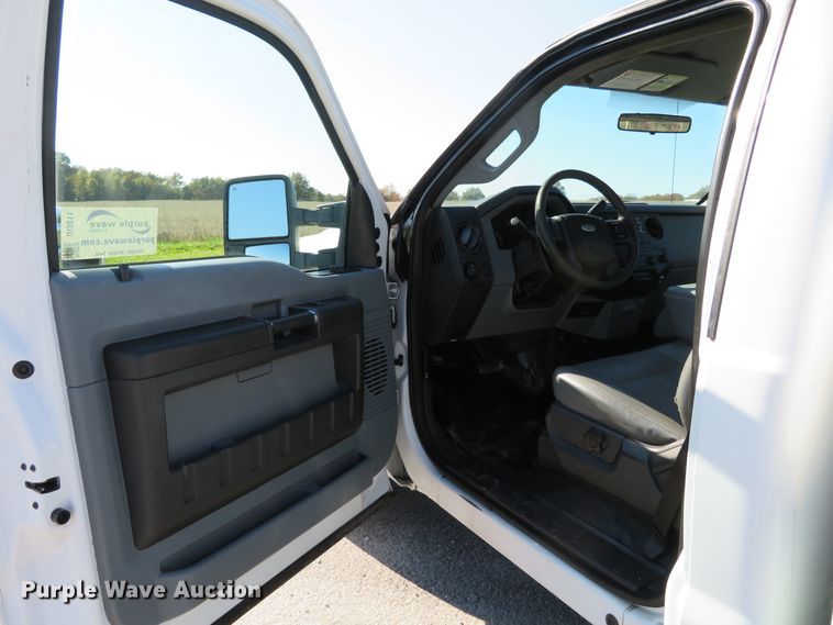 image for item DI3811 2012 Ford F350 Super Duty XL  utility bed pickup truck