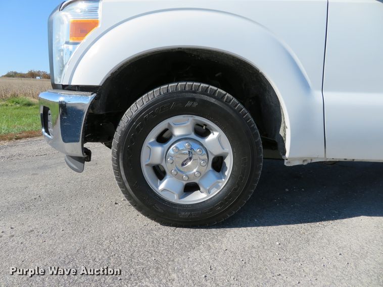 image for item DI3811 2012 Ford F350 Super Duty XL  utility bed pickup truck