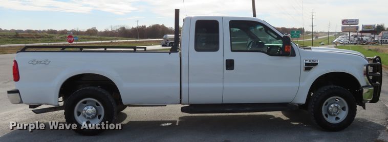 image for item DI3833 2008 Ford F250 Super Duty XL  SuperCab pickup truck