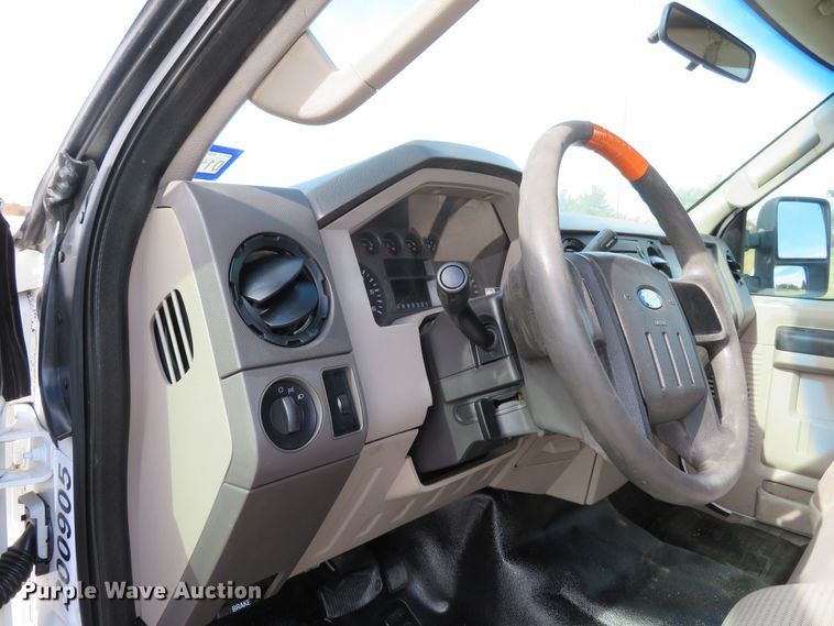 image for item DI3833 2008 Ford F250 Super Duty XL  SuperCab pickup truck