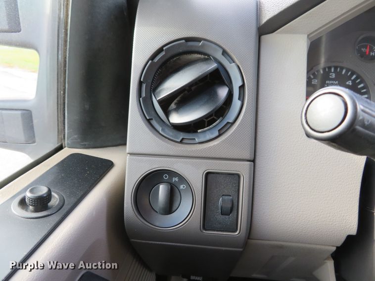 image for item DI3833 2008 Ford F250 Super Duty XL  SuperCab pickup truck