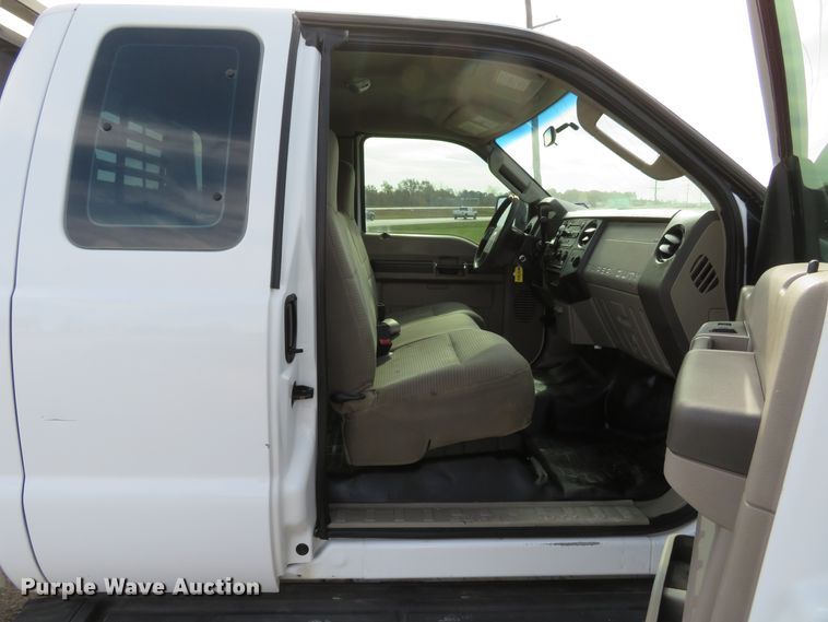 image for item DI3833 2008 Ford F250 Super Duty XL  SuperCab pickup truck