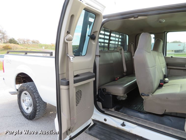 image for item DI3833 2008 Ford F250 Super Duty XL  SuperCab pickup truck