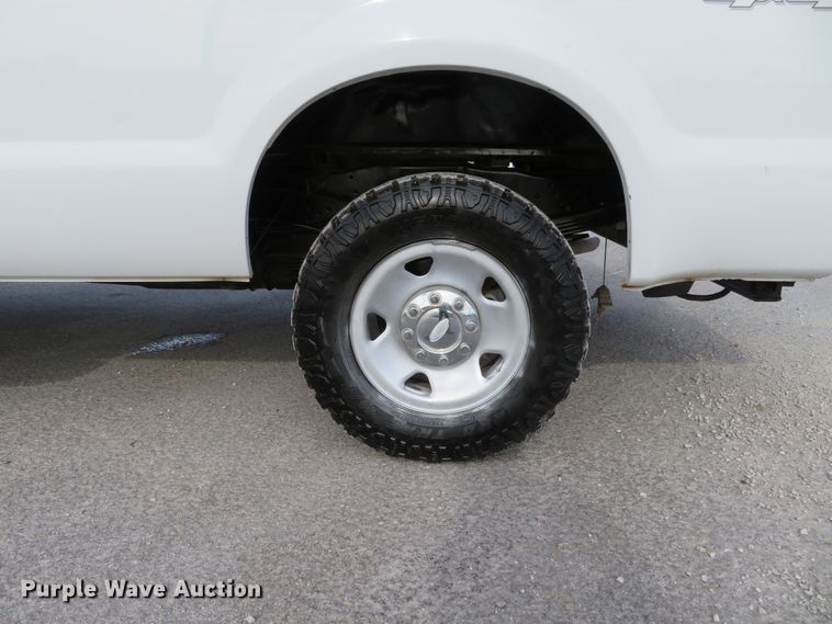 image for item DI3833 2008 Ford F250 Super Duty XL  SuperCab pickup truck