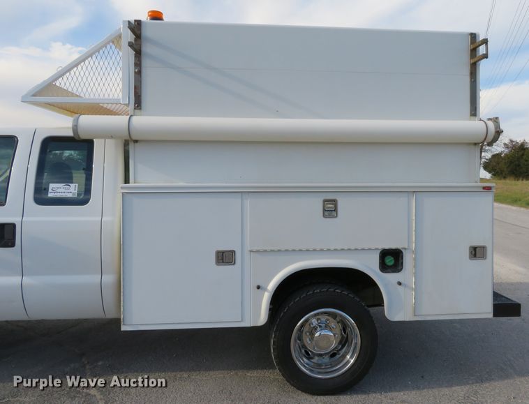 image for item DI3840 2008 Ford F550 Super Duty XL  SuperCab utility truck