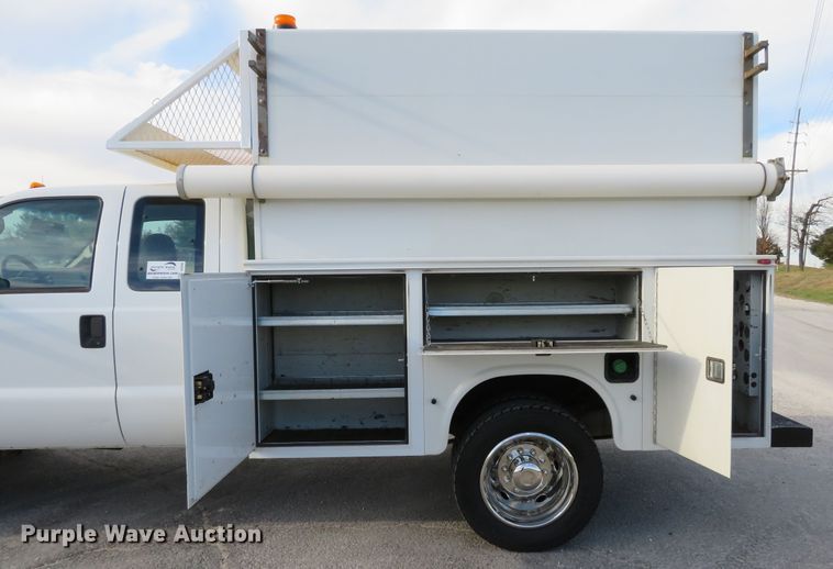 image for item DI3840 2008 Ford F550 Super Duty XL  SuperCab utility truck