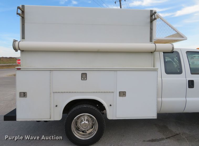 image for item DI3840 2008 Ford F550 Super Duty XL  SuperCab utility truck