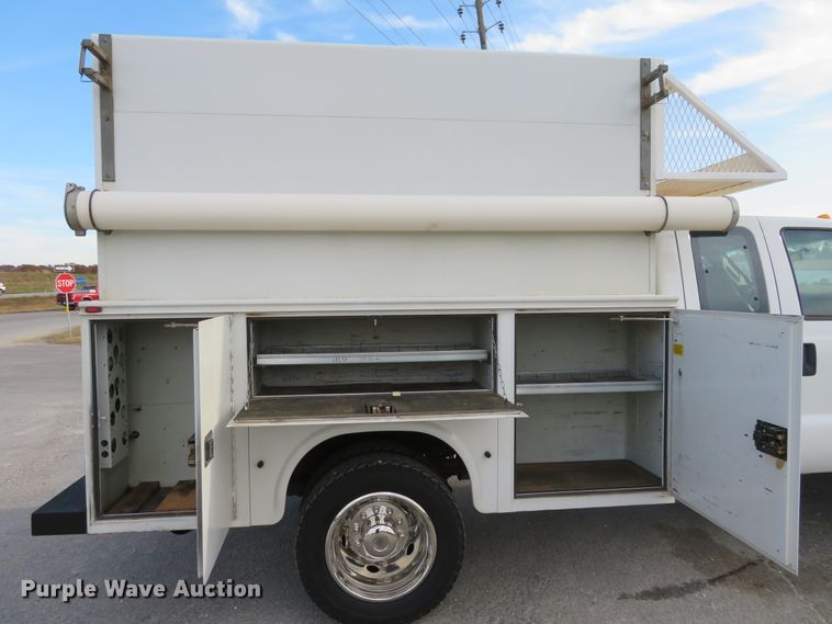 image for item DI3840 2008 Ford F550 Super Duty XL  SuperCab utility truck