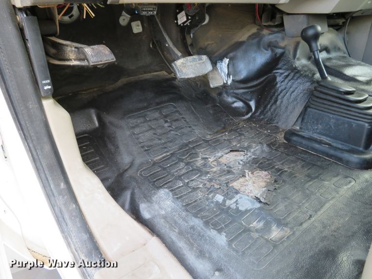 image for item DI3840 2008 Ford F550 Super Duty XL  SuperCab utility truck