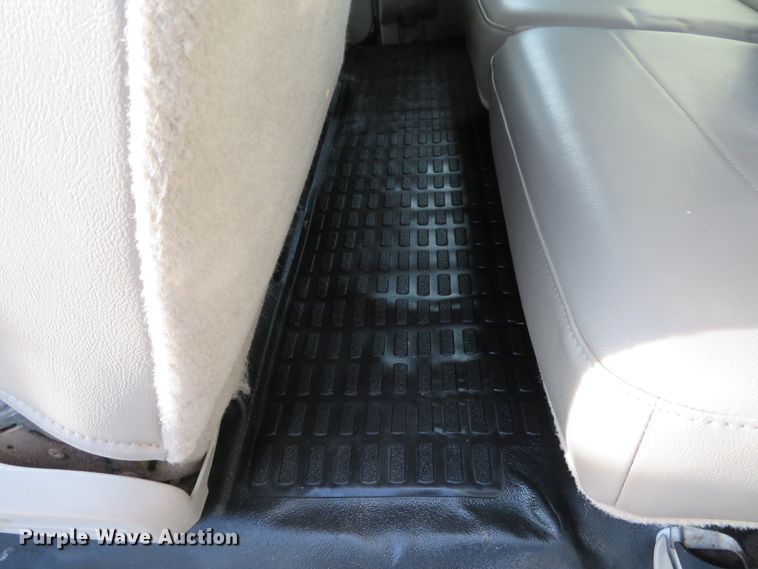 image for item DI3840 2008 Ford F550 Super Duty XL  SuperCab utility truck