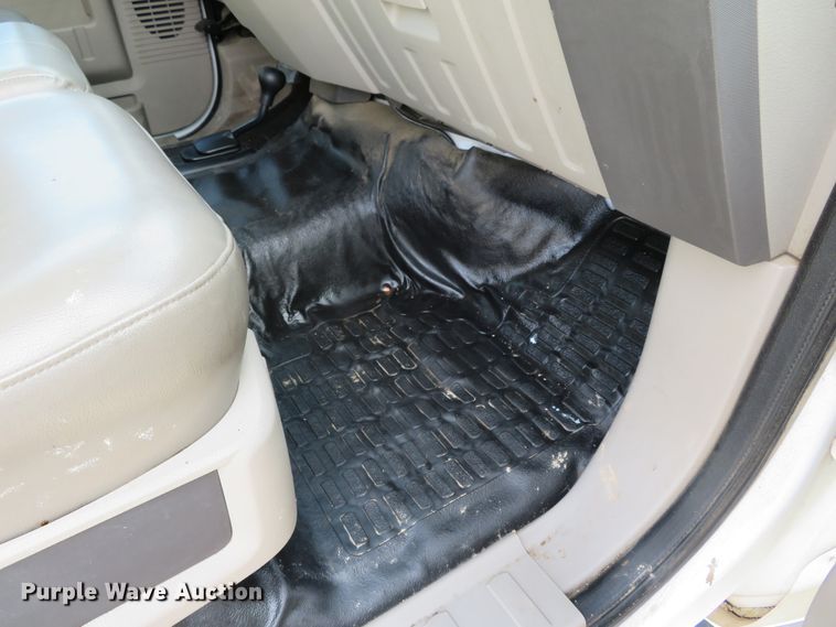 image for item DI3840 2008 Ford F550 Super Duty XL  SuperCab utility truck