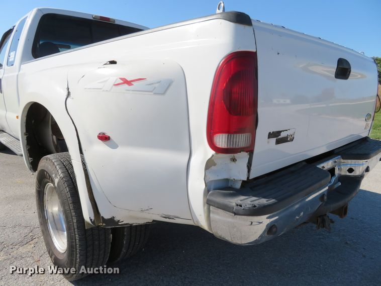 image for item DI3843 1999 Ford F350 Super Duty XLT  SuperCab pickup truck