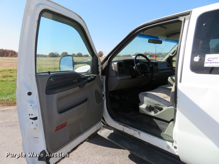 image for item DI3843 1999 Ford F350 Super Duty XLT  SuperCab pickup truck