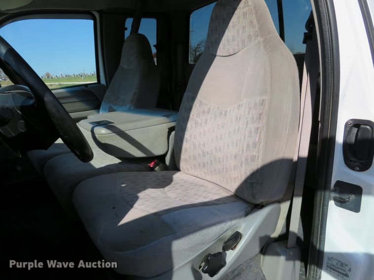 image for item DI3843 1999 Ford F350 Super Duty XLT  SuperCab pickup truck