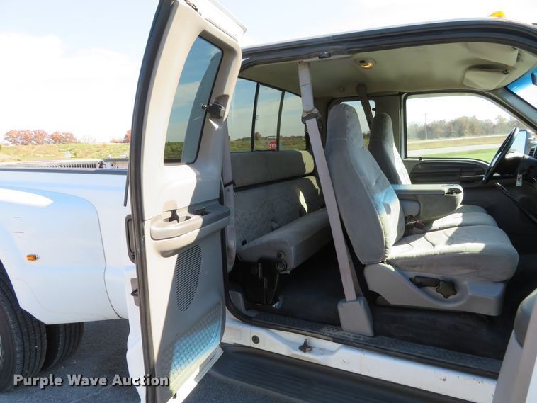 image for item DI3843 1999 Ford F350 Super Duty XLT  SuperCab pickup truck