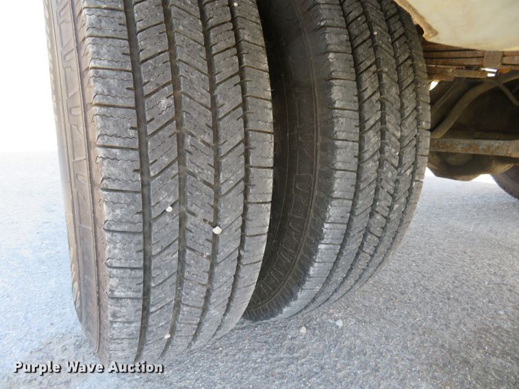 image for item DI3843 1999 Ford F350 Super Duty XLT  SuperCab pickup truck