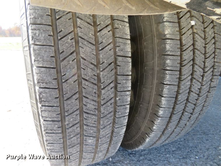 image for item DI3843 1999 Ford F350 Super Duty XLT  SuperCab pickup truck