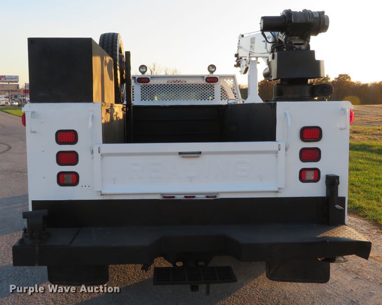 image for item DI3850 2013 Ford F450 Super Duty XL  utility truck with crane