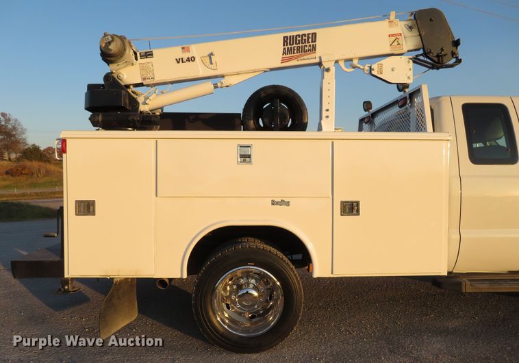 image for item DI3850 2013 Ford F450 Super Duty XL  utility truck with crane