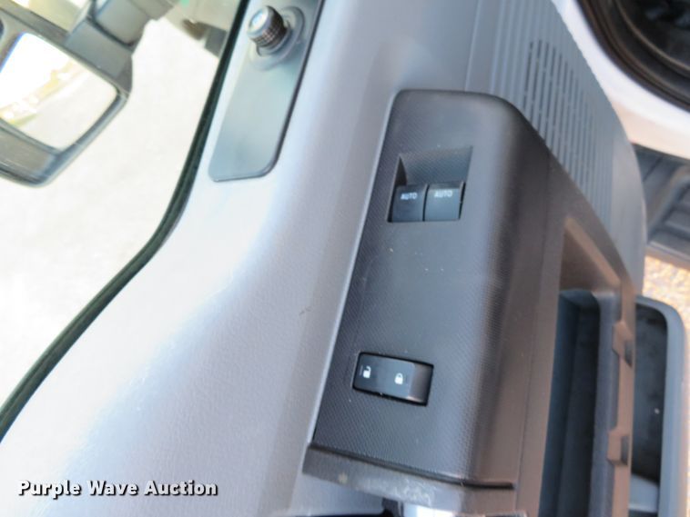 image for item DI3850 2013 Ford F450 Super Duty XL  utility truck with crane