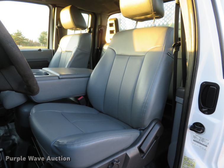 image for item DI3850 2013 Ford F450 Super Duty XL  utility truck with crane