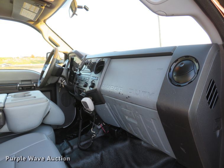 image for item DI3850 2013 Ford F450 Super Duty XL  utility truck with crane