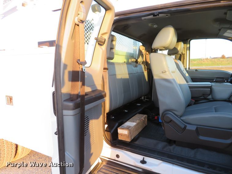 image for item DI3850 2013 Ford F450 Super Duty XL  utility truck with crane