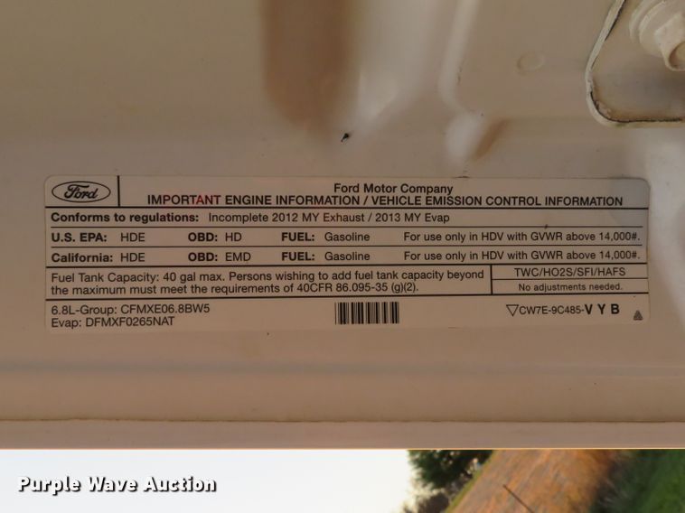 image for item DI3850 2013 Ford F450 Super Duty XL  utility truck with crane