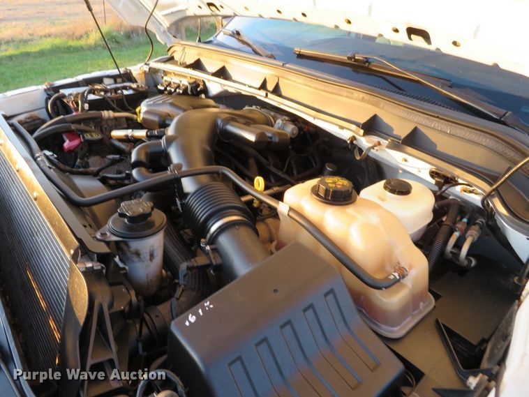 image for item DI3850 2013 Ford F450 Super Duty XL  utility truck with crane