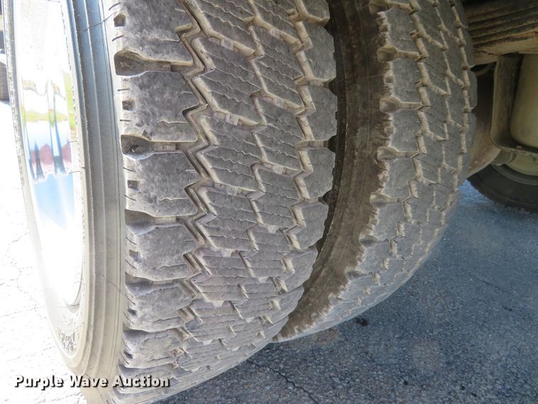 image for item DI3850 2013 Ford F450 Super Duty XL  utility truck with crane