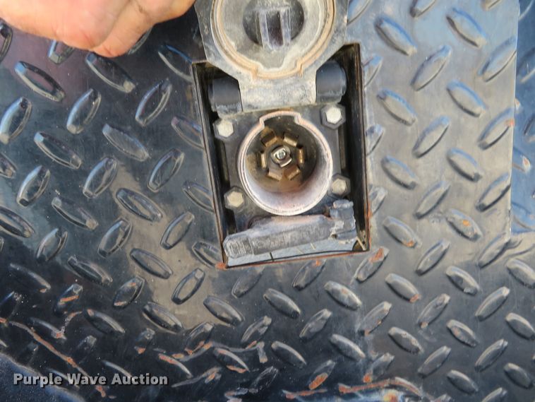 image for item DI3856 2014 Ford F250 Super Duty XL  Crew Cab flatbed pickup truck