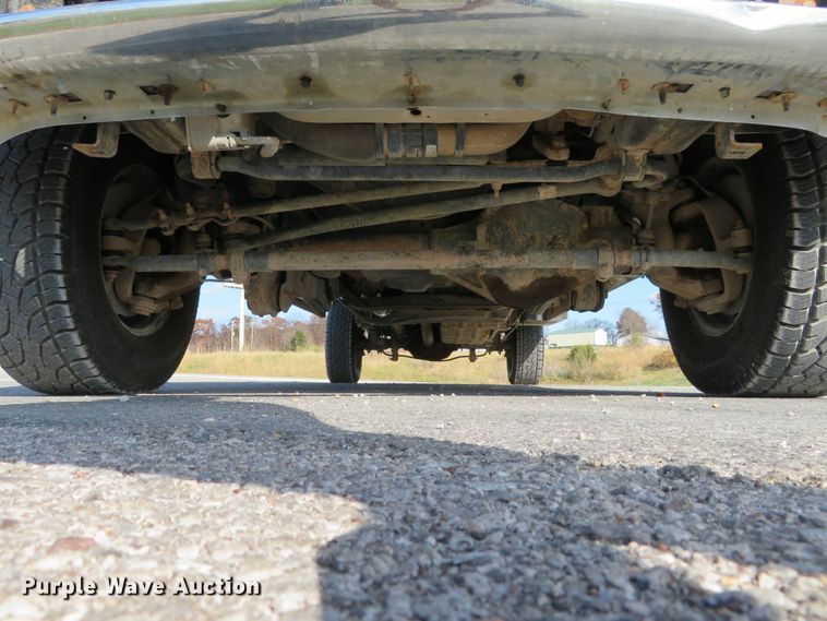 image for item DI3856 2014 Ford F250 Super Duty XL  Crew Cab flatbed pickup truck