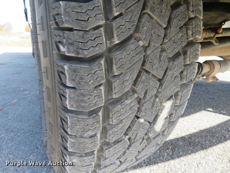 image for item DI3856 2014 Ford F250 Super Duty XL  Crew Cab flatbed pickup truck