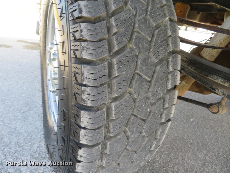 image for item DI3856 2014 Ford F250 Super Duty XL  Crew Cab flatbed pickup truck