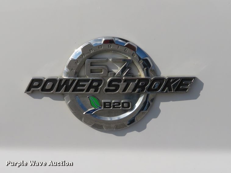 image for item DI3856 2014 Ford F250 Super Duty XL  Crew Cab flatbed pickup truck