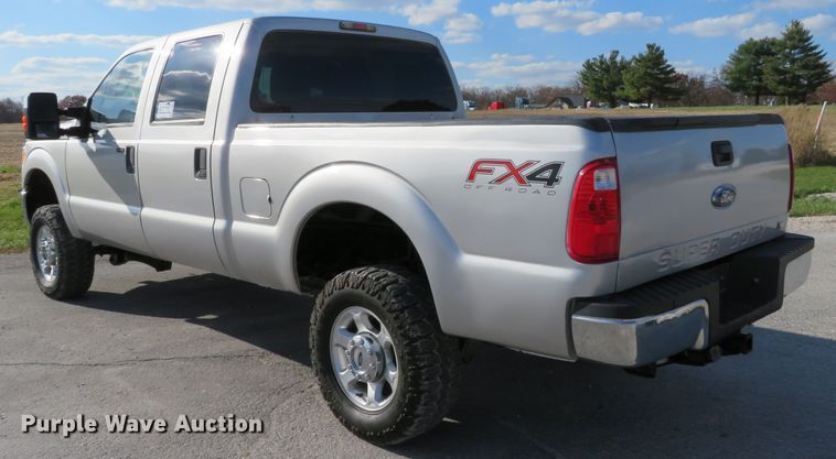 image for item DI3860 2011 Ford F250 Super Duty XLT  Crew Cab pickup truck