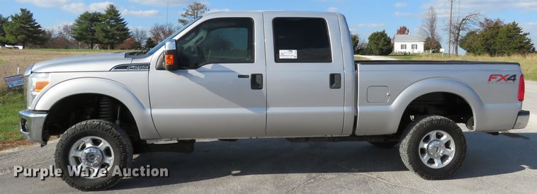 image for item DI3860 2011 Ford F250 Super Duty XLT  Crew Cab pickup truck