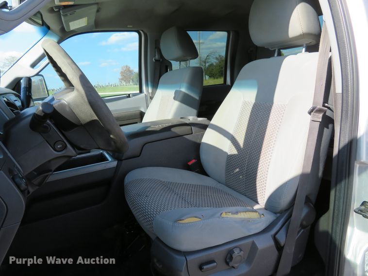 image for item DI3860 2011 Ford F250 Super Duty XLT  Crew Cab pickup truck