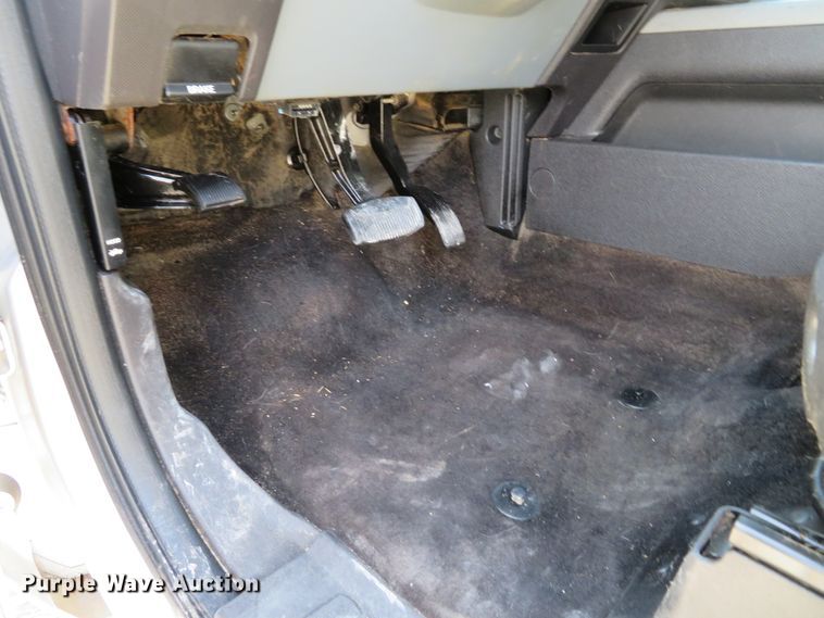 image for item DI3860 2011 Ford F250 Super Duty XLT  Crew Cab pickup truck