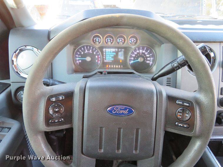 image for item DI3860 2011 Ford F250 Super Duty XLT  Crew Cab pickup truck